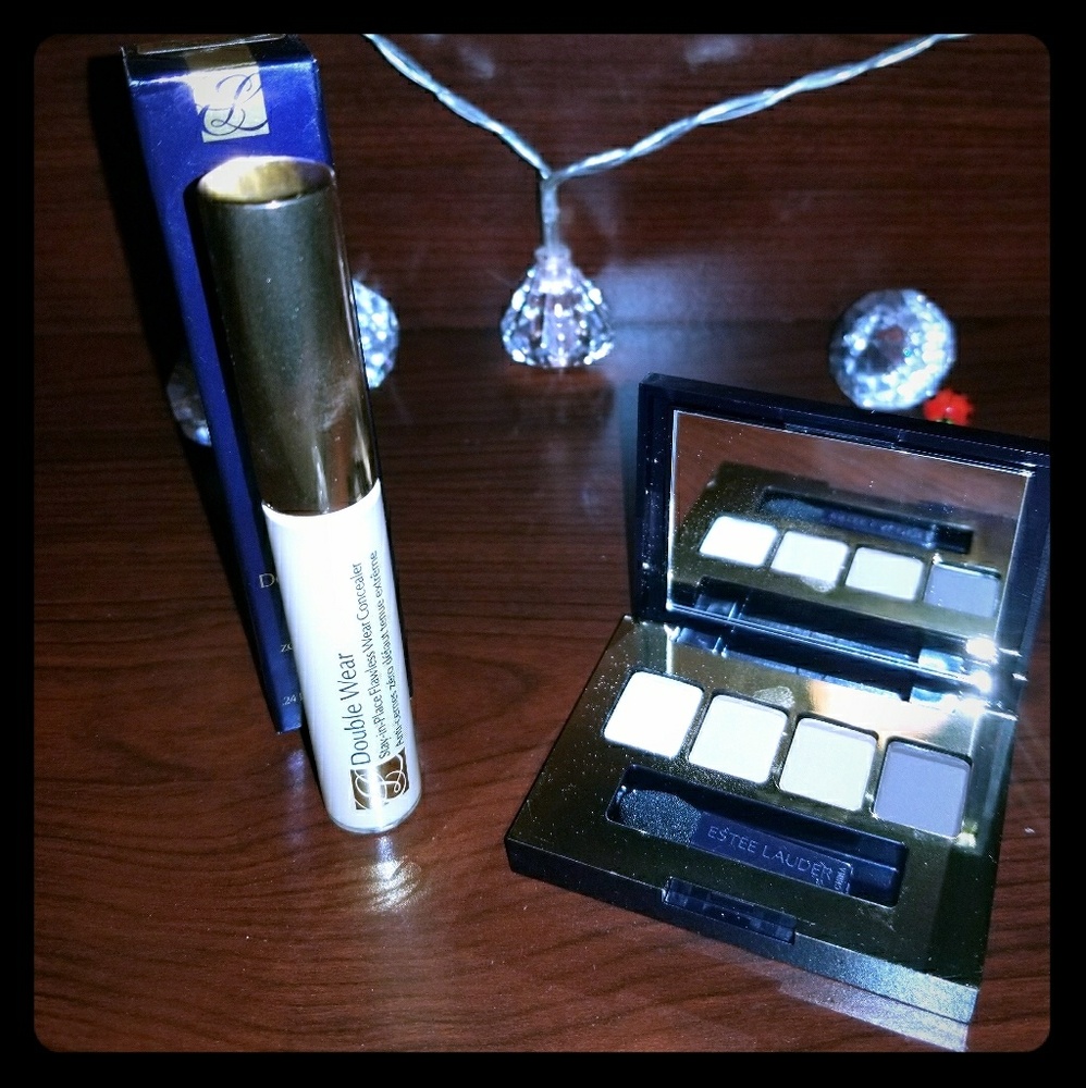 Double Wear Creasless Concealer FREE EYESHADOW